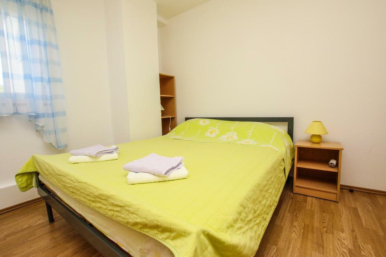 Apartment Vuceric Peroj
